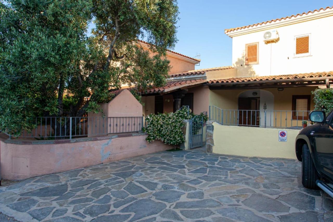 Limbara Ichnos House Villa Сан Теодоро Екстериор снимка